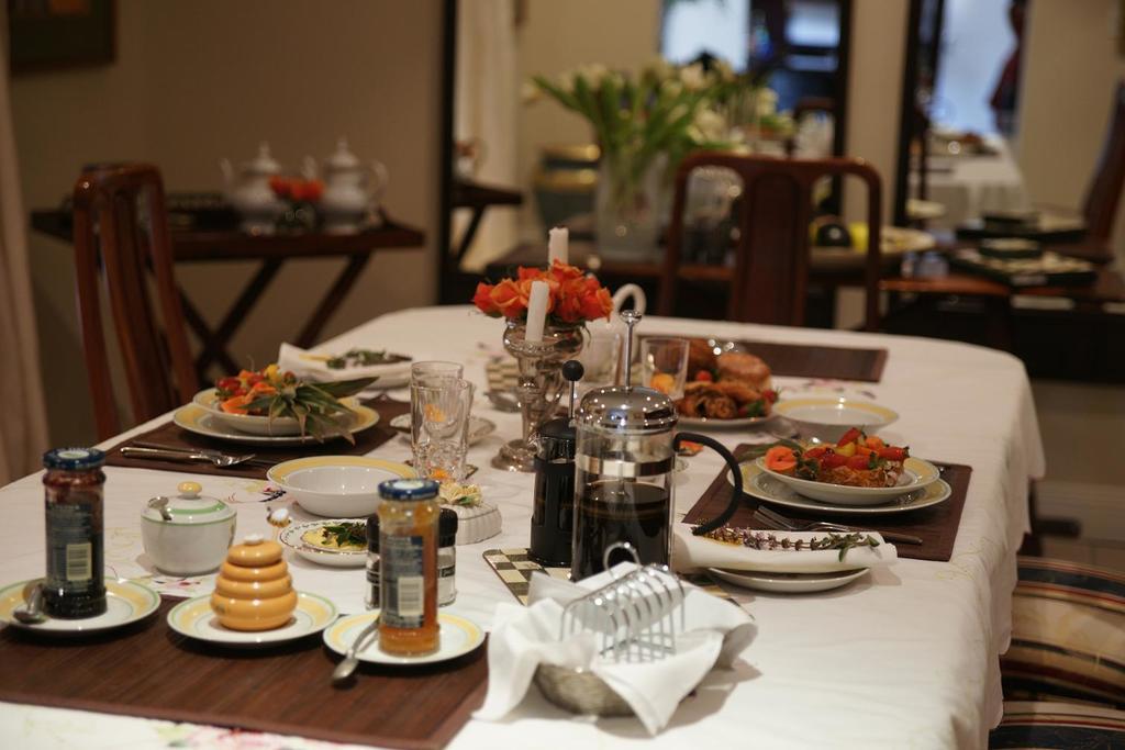 A Hundred Thousand Welcomes B&B Sandton Eksteriør bilde