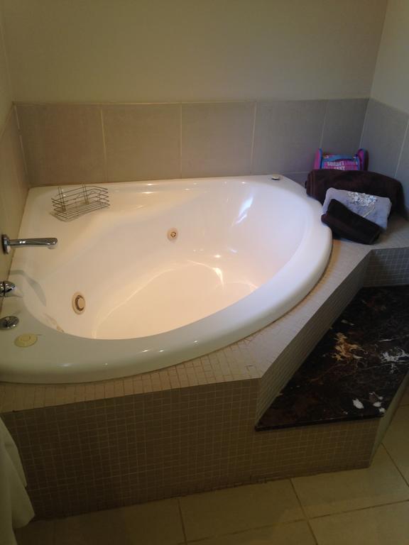 A Hundred Thousand Welcomes B&B Sandton Rom bilde